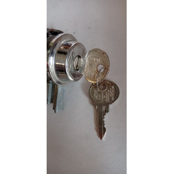 ARRAQUE FIAT 1600 /125  CON ZOCALO C/LLAVE